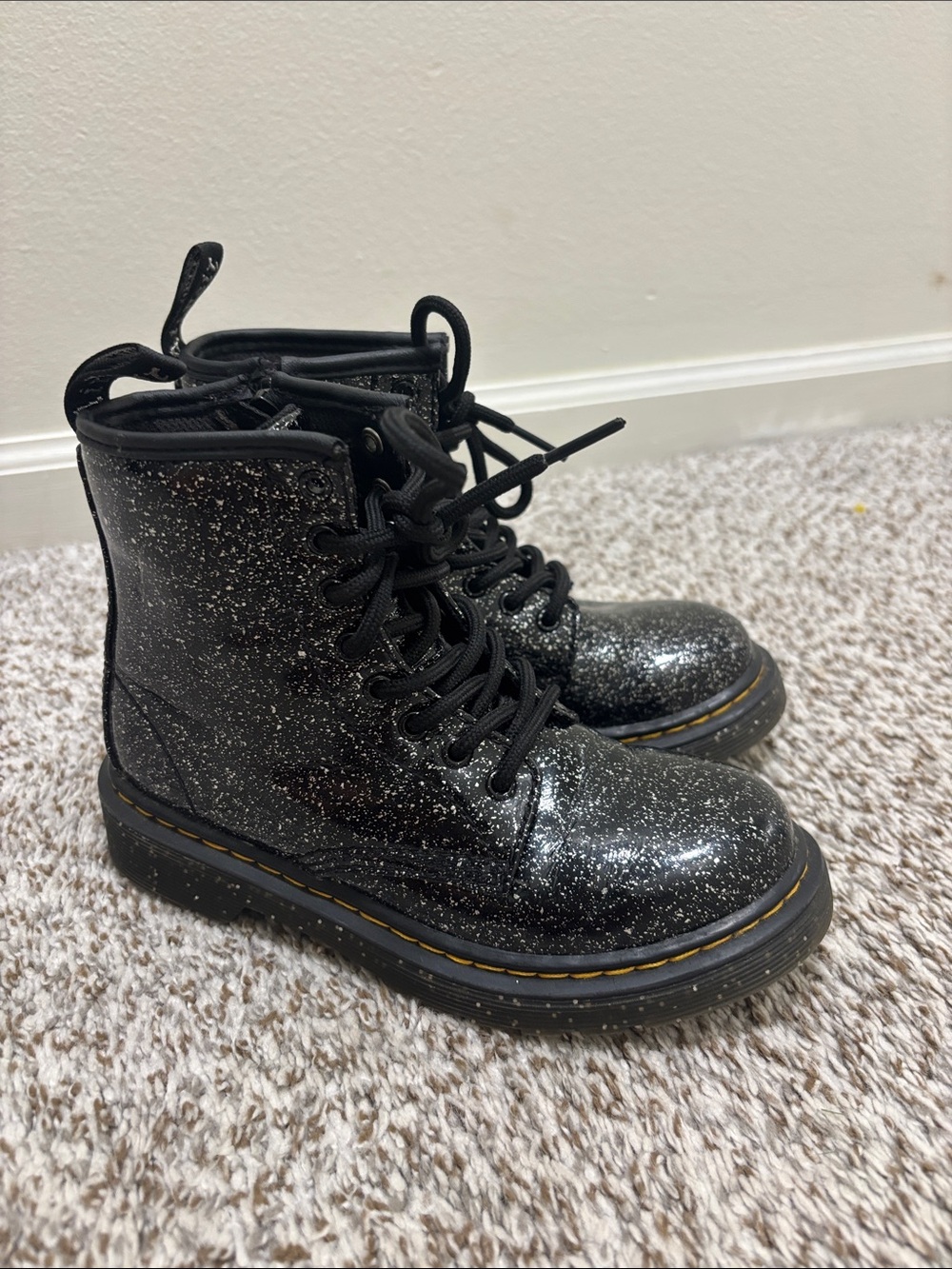 Dr. Martens black glitter boots 13 - Picture 2 of 9